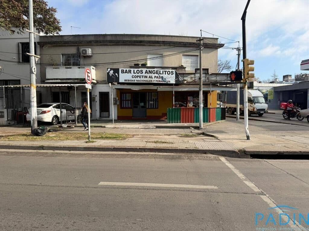 Local + vivienda en Cerrito: ¡solo USD 120.000! oportunidad